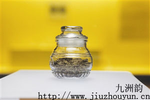 清乾隆时期“哥德堡号”沉船打捞出水的茶叶 九洲韵茶叶